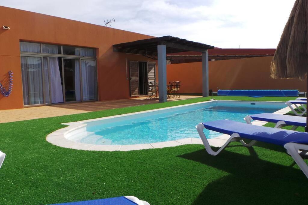 Luxury Villa At Golf Course Costa De Antigua Luaran gambar