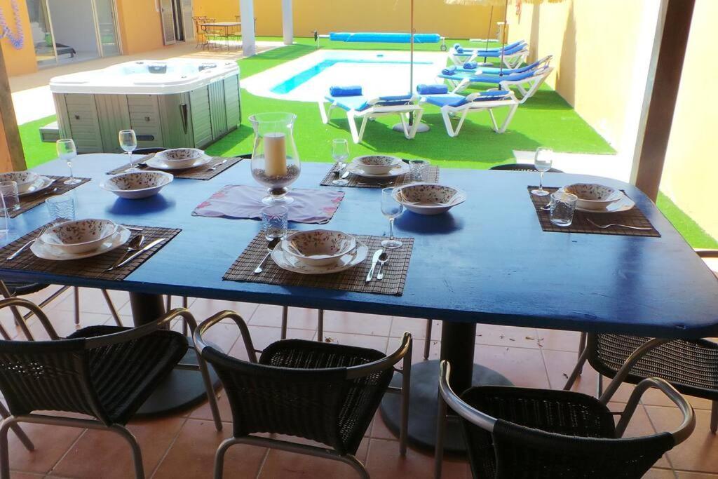 Luxury Villa At Golf Course Costa De Antigua Luaran gambar